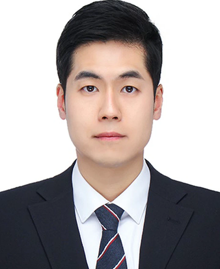 Donguk Kim