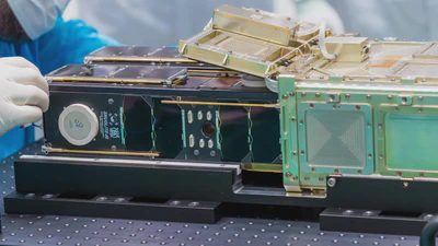 [2025.11.25] SNUGLITE-III 발사관 탑재 영상 featured image